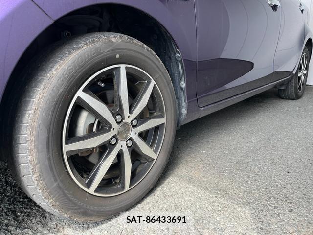 Toyota AQUA 2019-05 8434245-9