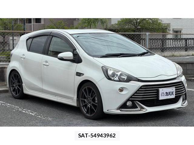 Toyota AQUA 2014 8434503-14
