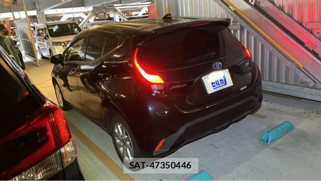 Toyota AQUA 2021-11 8434639-13