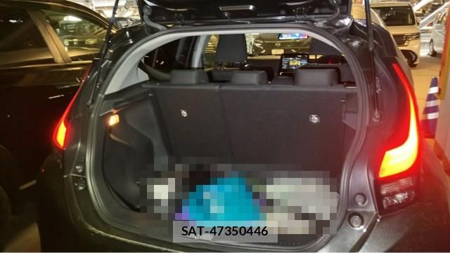 Toyota AQUA 2021-11 8434639-17