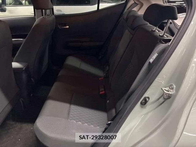 Toyota AQUA 2024-11 8434825-6