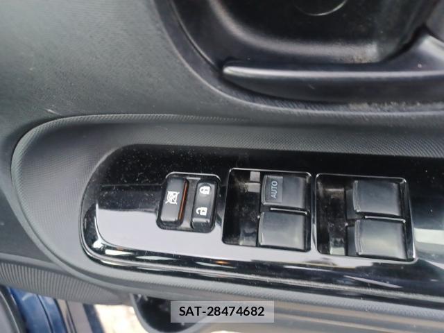 Toyota AQUA 2019-07 8435234-13