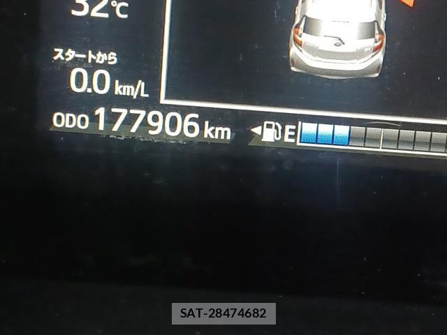 Toyota AQUA 2019-07 8435234-9