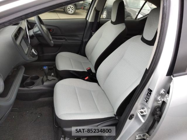 Toyota AQUA 2018-07 8435271-15
