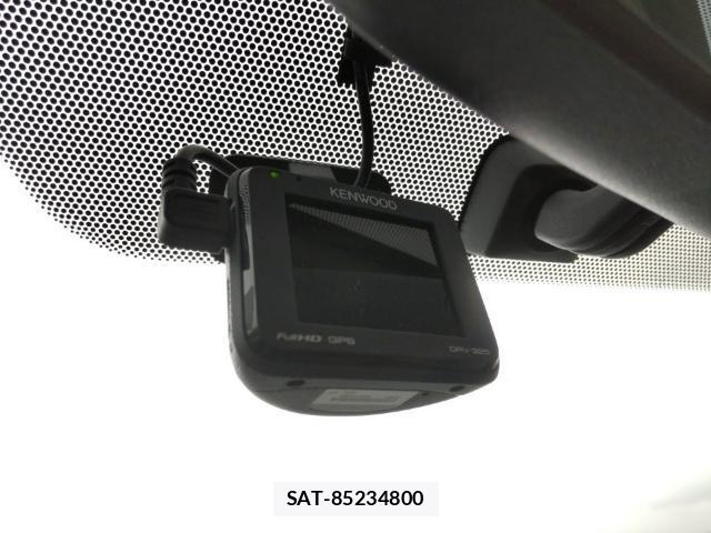 Toyota AQUA 2018-07 8435271-16