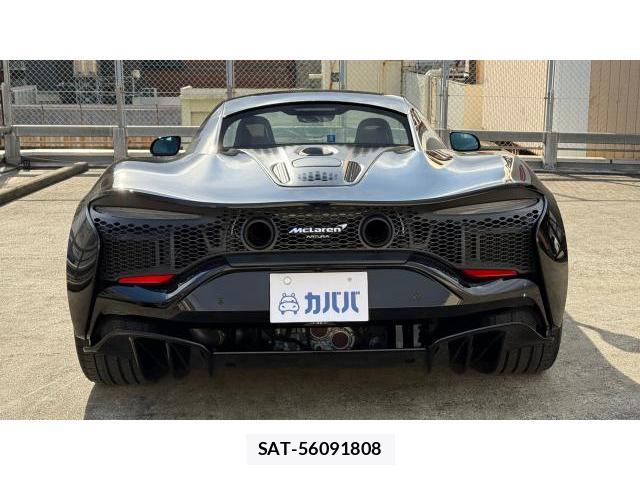 McLaren Artura 2023 8434424-3