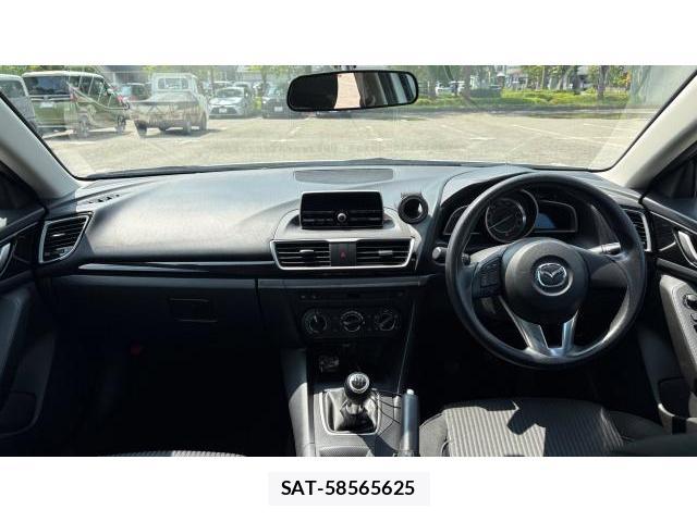Mazda AXELA 2014-10 8434571-4