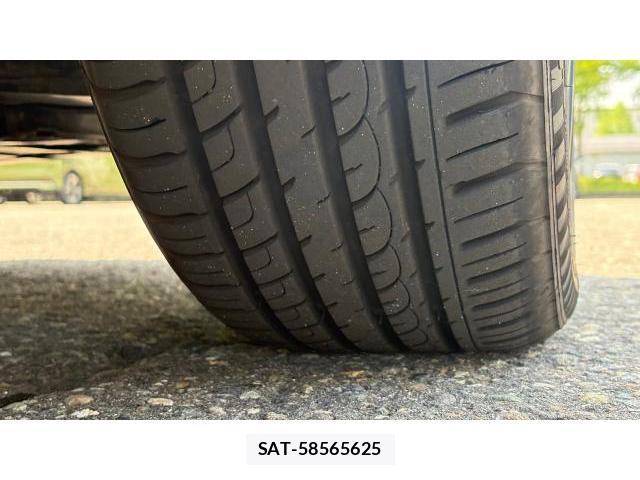 Mazda AXELA 2014-10 8434571-8