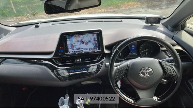Toyota C-HR 2018-04 8434694-2