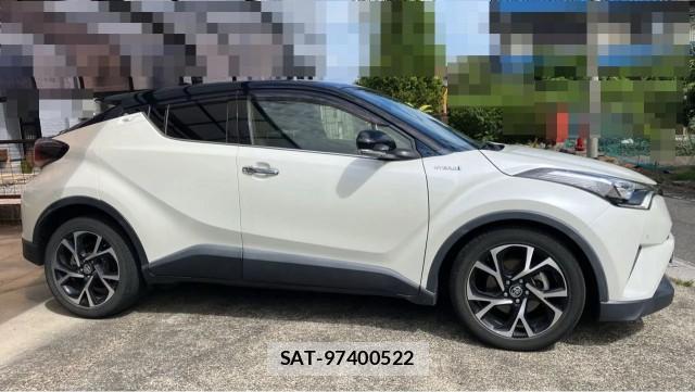 Toyota C-HR 2018-04 8434694-3