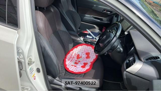 Toyota C-HR 2018-04 8434694-5