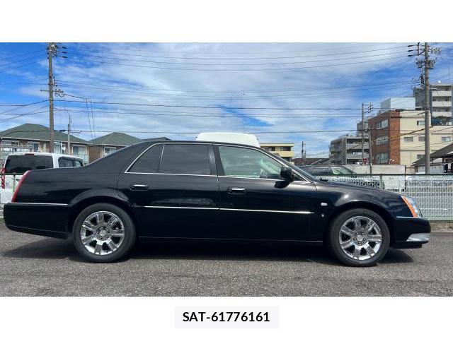 Cadillac DTS 2009 8434288-3
