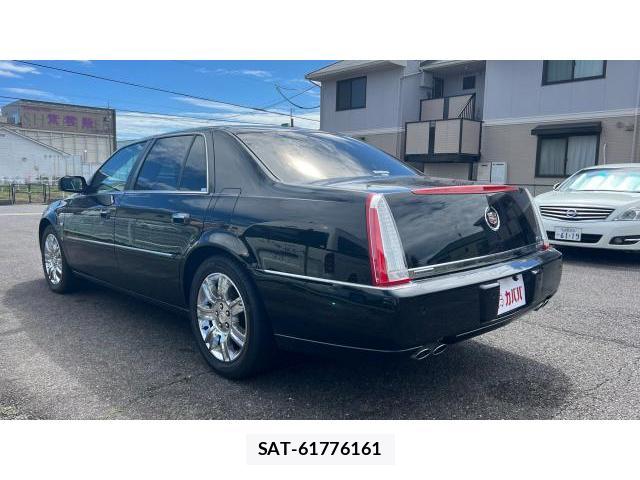 Cadillac DTS 2009 8434288-6