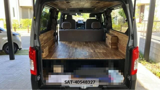 Nissan Caravan 2025-02 8434670-17