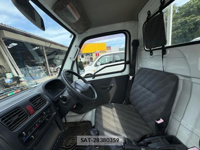 Suzuki CARRY TRUCK 2006-07 8433837-15