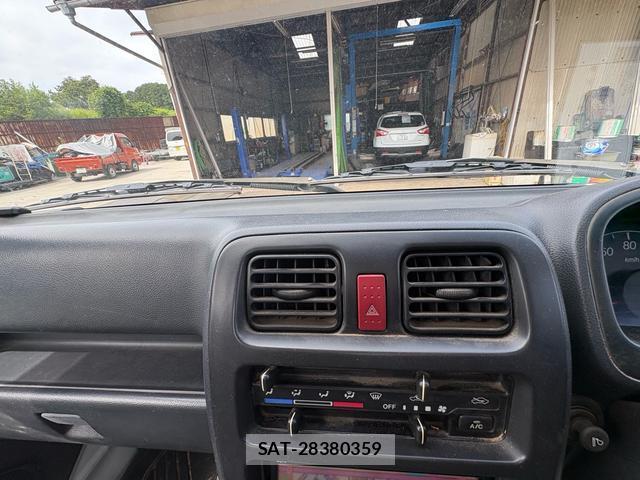 Suzuki CARRY TRUCK 2006-07 8433837-5