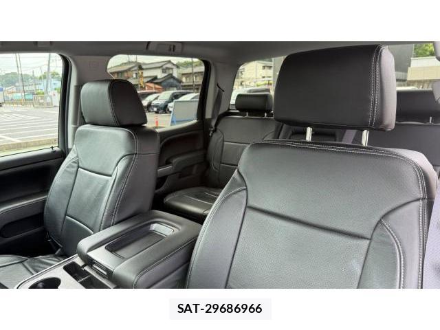 Chevrolet SILVERADO 2015-10 8434548-5