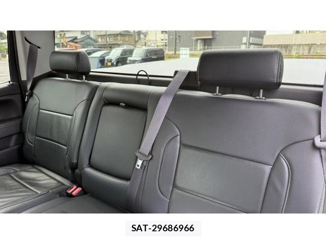 Chevrolet SILVERADO 2015-10 8434548-6