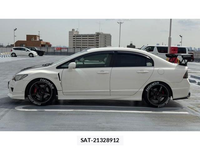 Honda CIVIC 2009 8434360-15