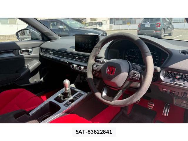 Honda CIVIC 2024 8434493-4