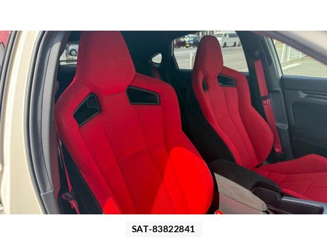 Honda CIVIC 2024 8434493-5