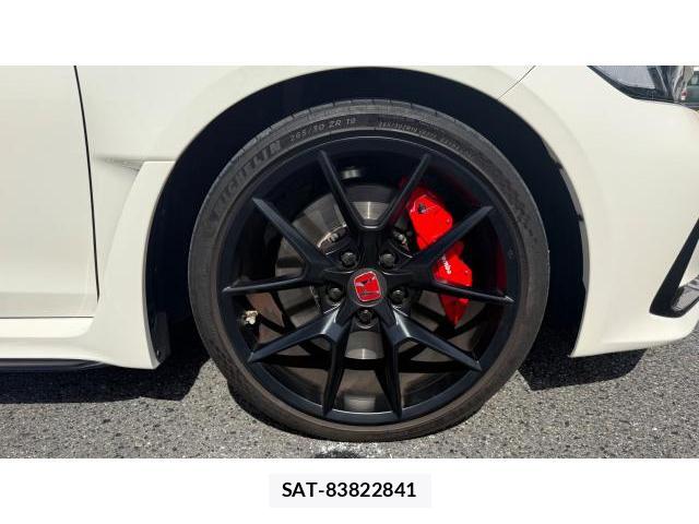 Honda CIVIC 2024 8434493-9