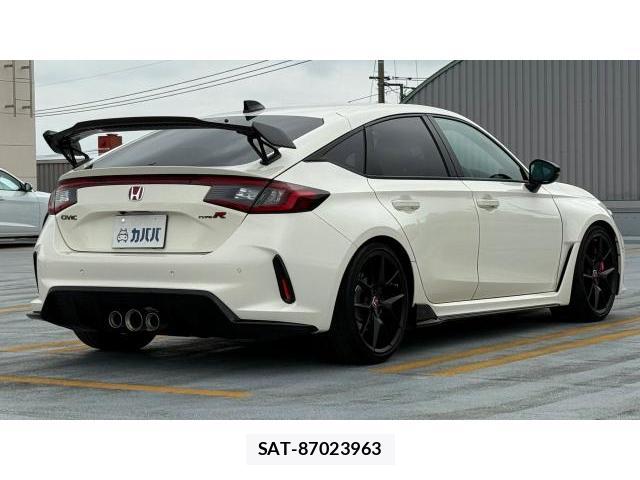 Honda CIVIC 2023 8434530-15