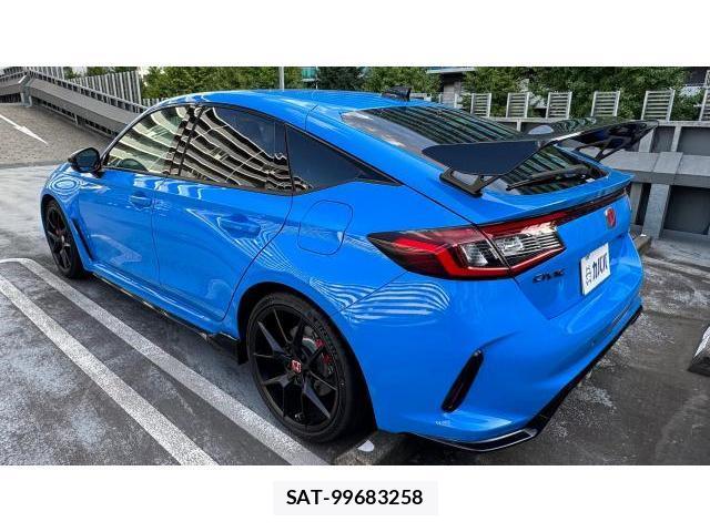 Honda CIVIC 2026-10 8434597-11
