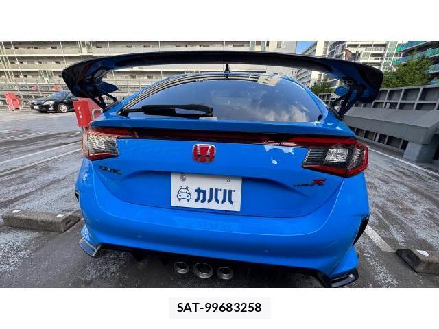Honda CIVIC 2026-10 8434597-2