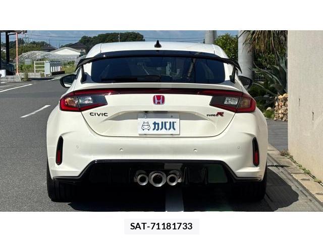 Honda CIVIC 2025 8434600-3