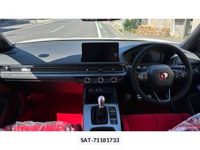 Honda CIVIC 2025 8434600-4