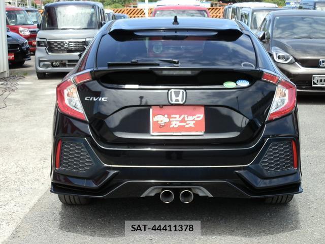 Honda CIVIC 2018-07 8435218-6