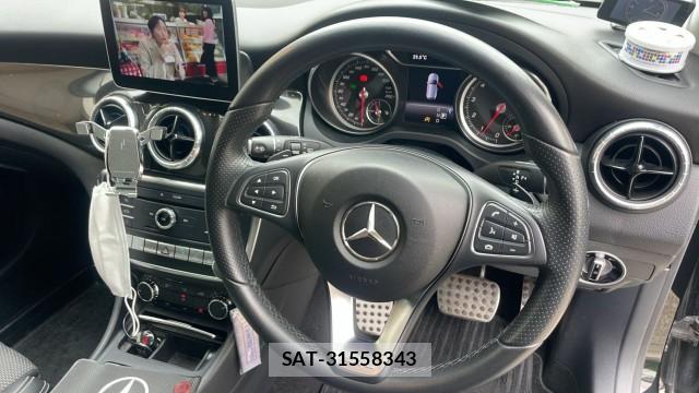 Mercedes Benz CLA-CLASS 2018-03 8434715-16