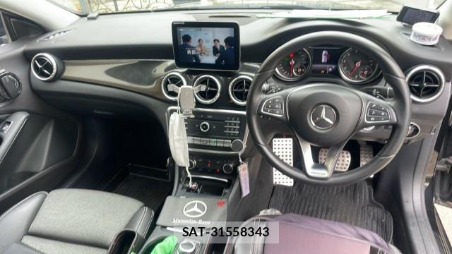 Mercedes Benz CLA-CLASS 2018-03 8434715-2