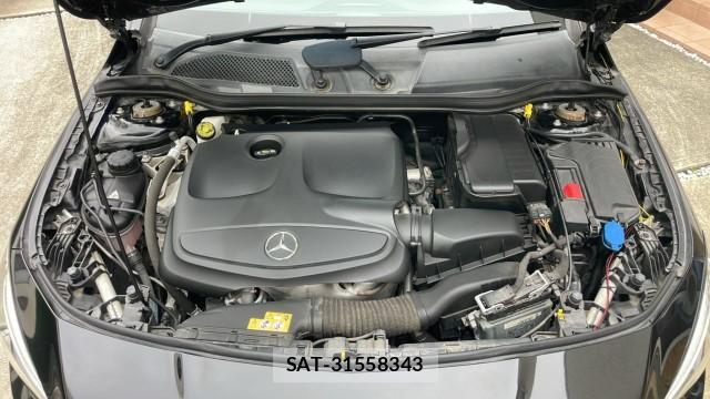 Mercedes Benz CLA-CLASS 2018-03 8434715-7