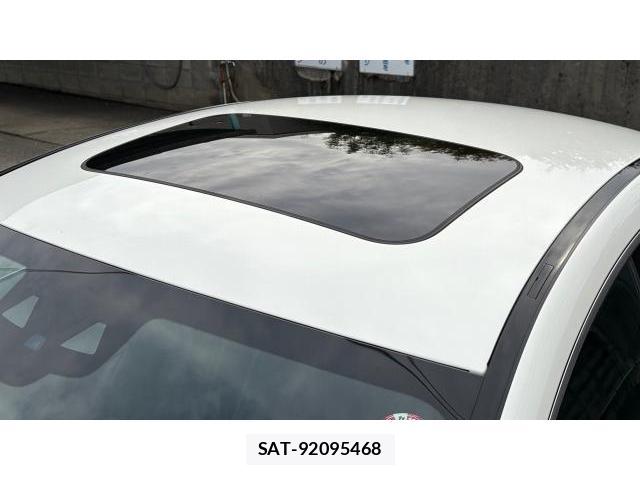 Mercedes Benz CLS-CLASS 2018-11 8434402-17