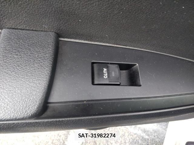 Toyota COROLLA AXIO 2021-07 8433737-12