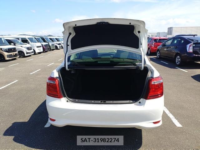 Toyota COROLLA AXIO 2021-07 8433737-7
