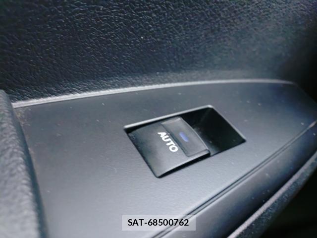 Toyota COROLLA AXIO 2019-07 8433912-12