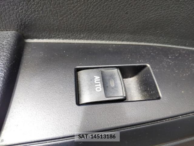 Toyota COROLLA AXIO 2017-07 8433914-12