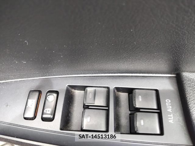 Toyota COROLLA AXIO 2017-07 8433914-13