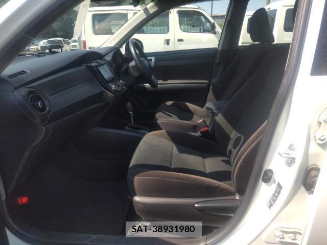 Toyota COROLLA AXIO 2017-07 8433917-15