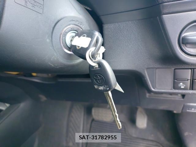 Toyota COROLLA AXIO 2019-08 8433980-14