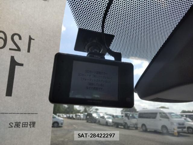 Toyota COROLLA AXIO 2019-08 8433985-16