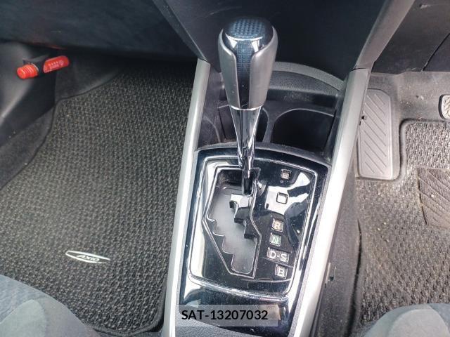 Toyota COROLLA AXIO 2019-07 8435244-11