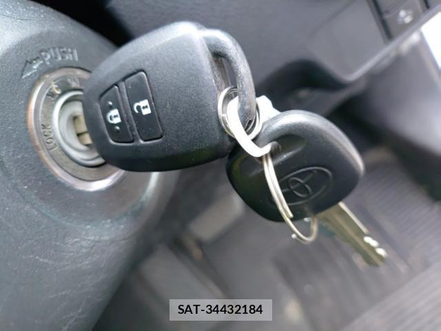 Toyota COROLLA AXIO 2018-06 8435267-14
