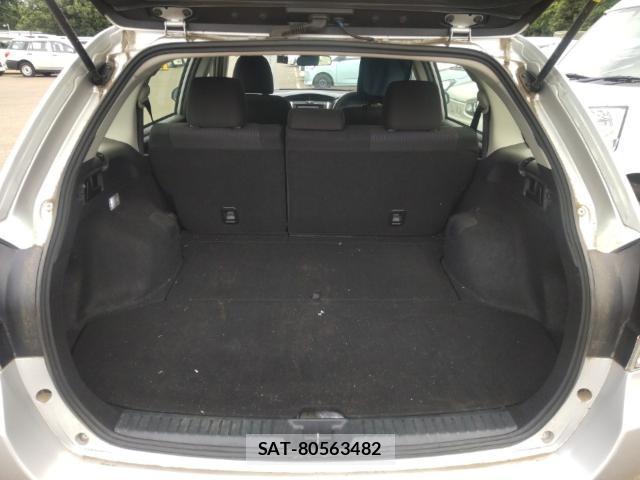 Toyota COROLLA FIELDER 2018-08 8433925-7