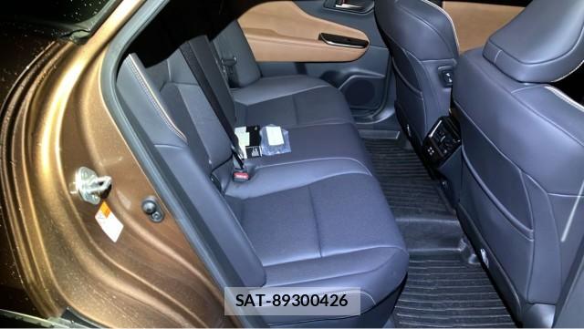 Toyota Crown Crossover 2024-11 8434749-6