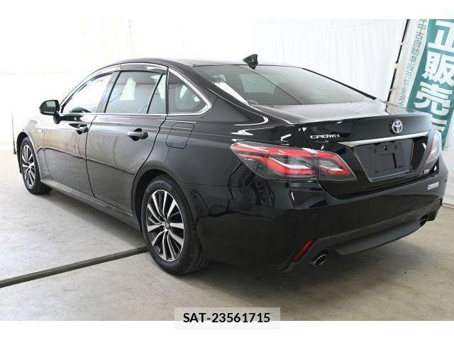 Toyota CROWN HYBRID 2019-07 8435084-3
