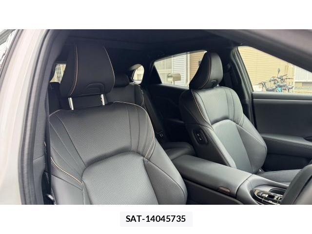 Toyota CROWN 2024 8434357-5